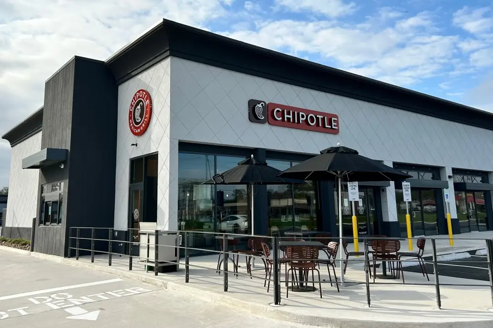 Chipotle – Commercial tile installation project