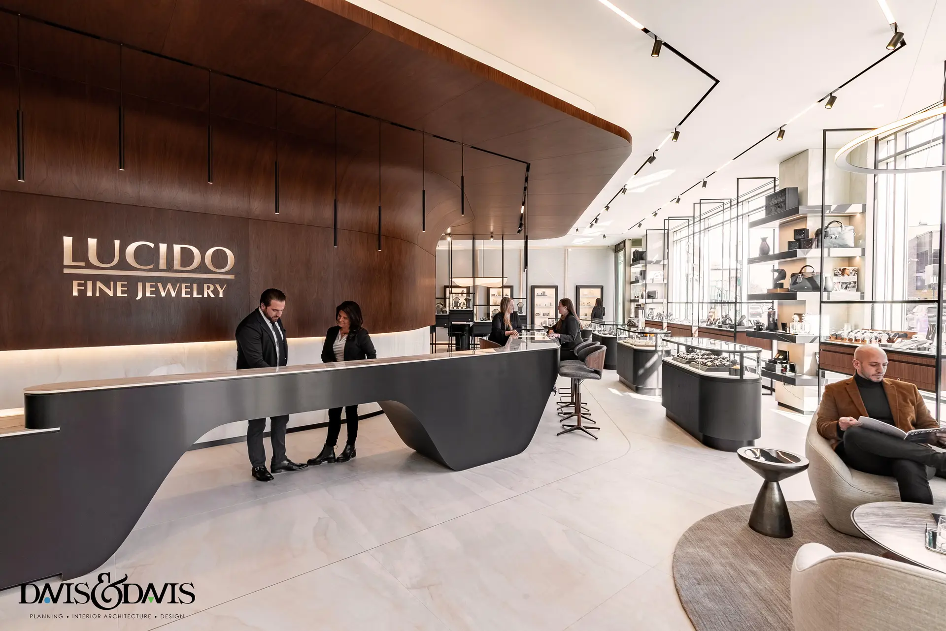 Lucido Jewelry – Commercial tile installation project